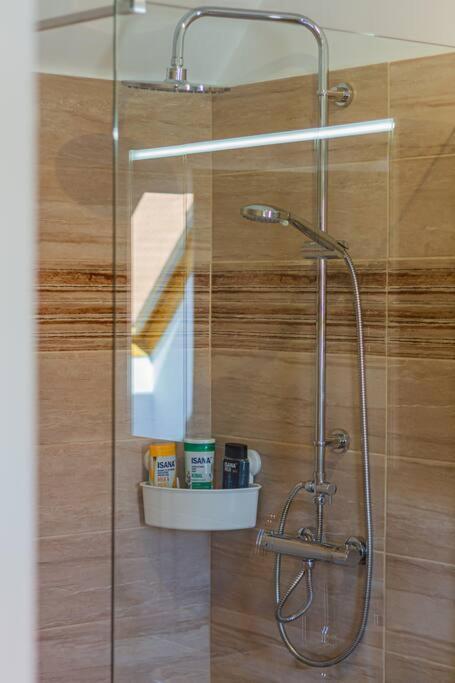Roomy Apartment 80Sqm At City Center Free Parking Space, Ac & Balcony Budapest Exterior foto